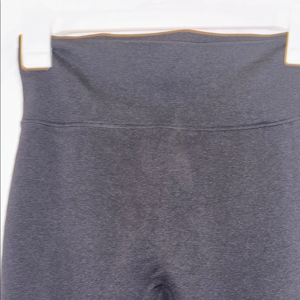 Classic Black Women's Leggings - Picture 3 of 6